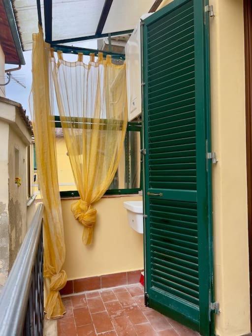 Appartamento Il Girasole Calcinaia Exterior foto