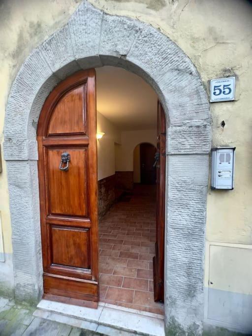 Appartamento Il Girasole Calcinaia Exterior foto